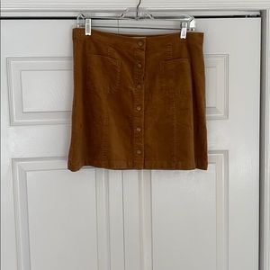 New CJLA Hazel Button Skirt